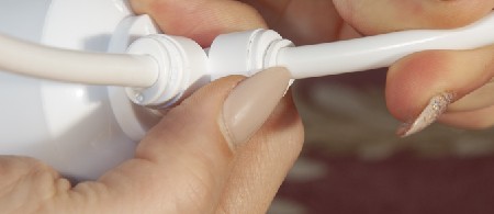 نحوه باز و بسته کردن اتصالات فیتینگی دستگاه تصفیه آب