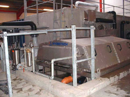 Filtration-and-reuse-of-water-in-%EF%AC%81sh-farming