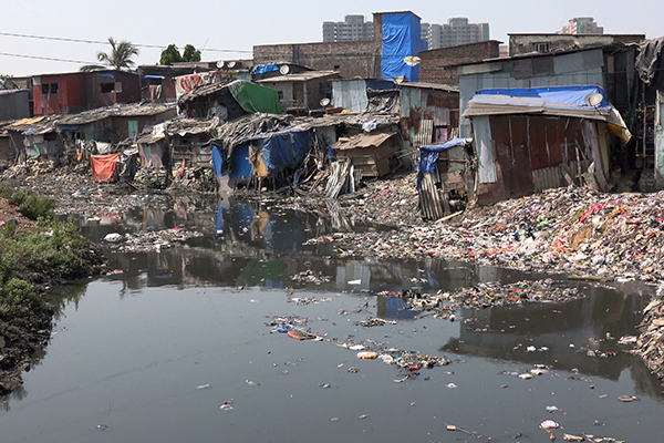 Effects of Water Pollution on Housing اثرات آلودگی آب بر مسکن 