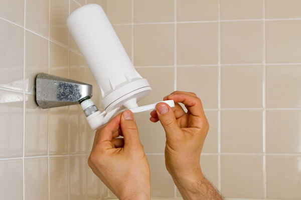 Shower Filter Installation نصب فیلتر تصفیه آب دوش حمام