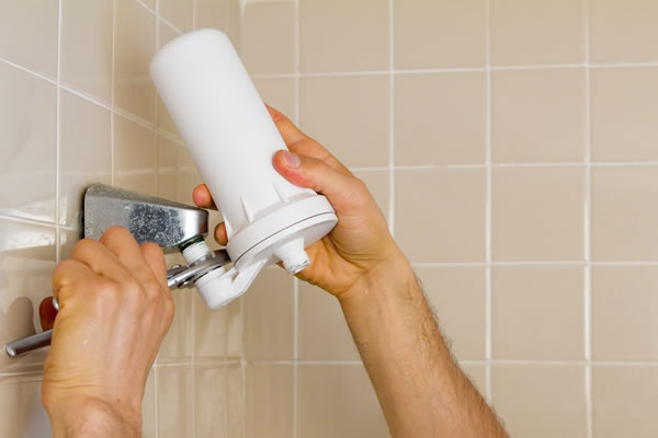 Shower Filter Installation نصب فیلتر تصفیه آب دوش حمام