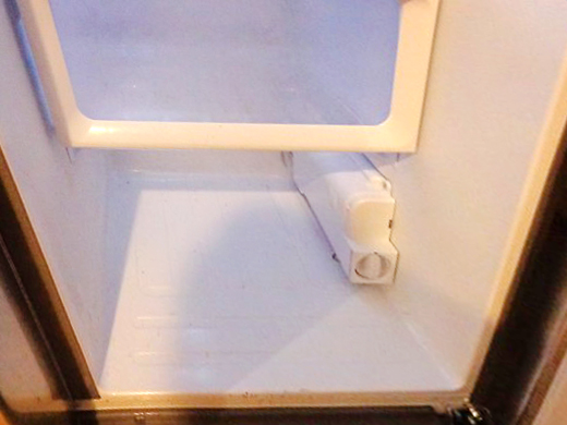 How to Change the Water Filter in a Samsung Twin-Door Refrigerator نحوه تعویض فیلتر تصفیه آب یخچال سامسونگ