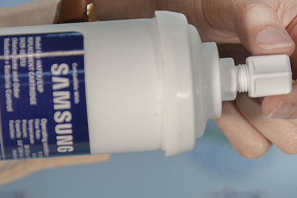 عوض کردن فیلتر پشت یخچال سامسونگ How To Install External Samsung Refrigerator Water Filter