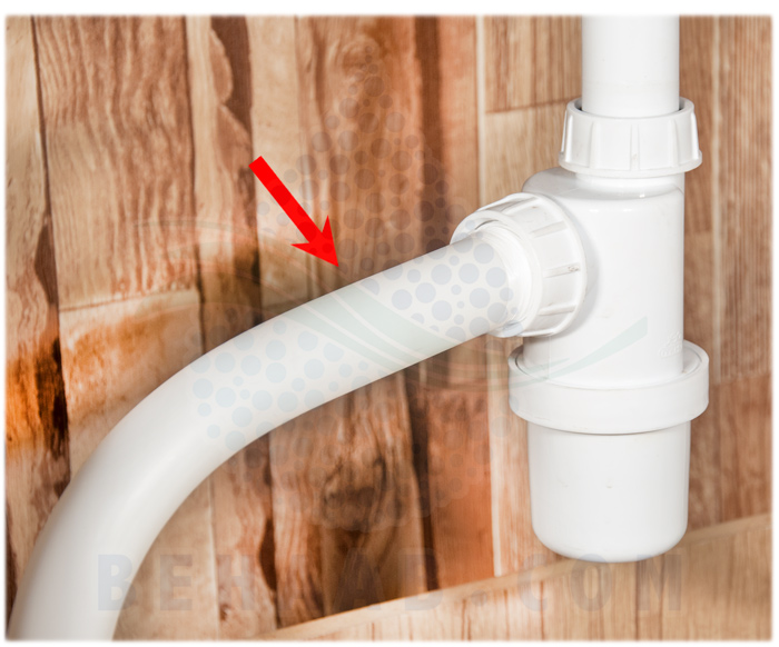 How To Install A Drain Saddle For A Reverse Osmosis Water Filtration System  محل اتصال لوله فاضلاب و پسماند در دستگاه تصفیه آب خانگی
