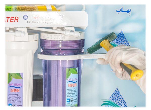 How to open water filter housing نحوه باز کردن محفظه فیلتر تصفیه آب خانگی