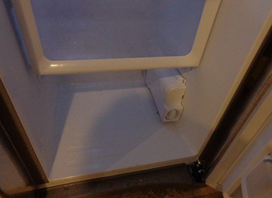 How to Change the Water Filter in a Samsung Twin-Door Refrigerator نحوه تعویض فیلتر تصفیه آب یخچال دو در سامسونگ