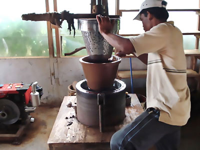 Manufacture of ceramic water purifier