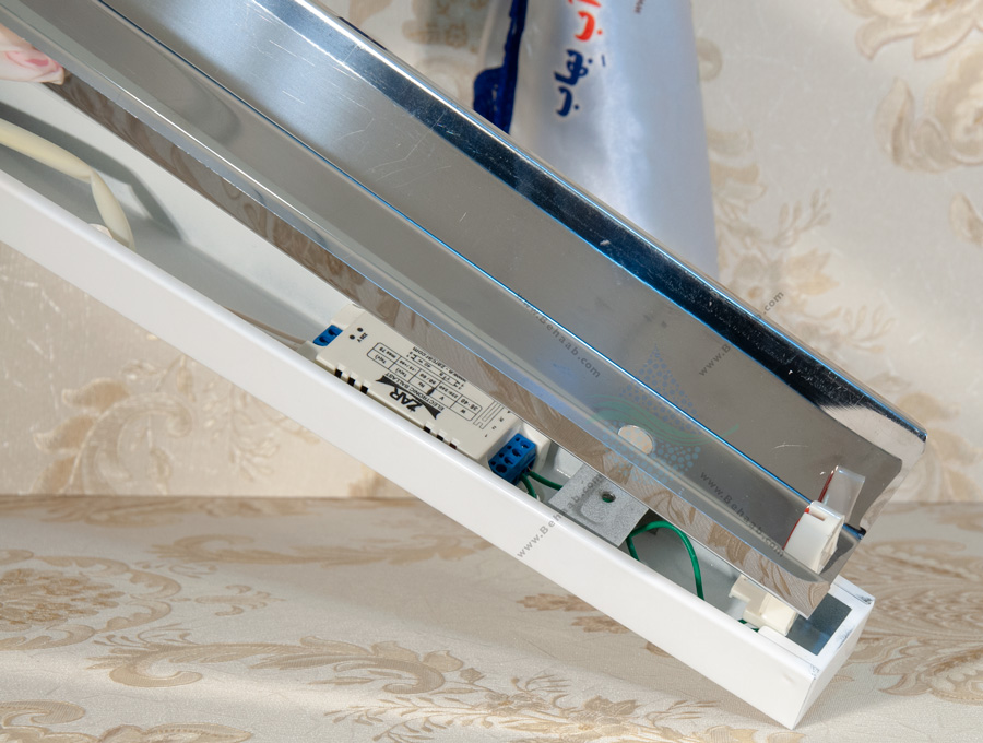  نصب فیلتر اشعه فرا بنفش UV برای ضد عفونی کردن محیط. UV-C Sterilizer Lamps